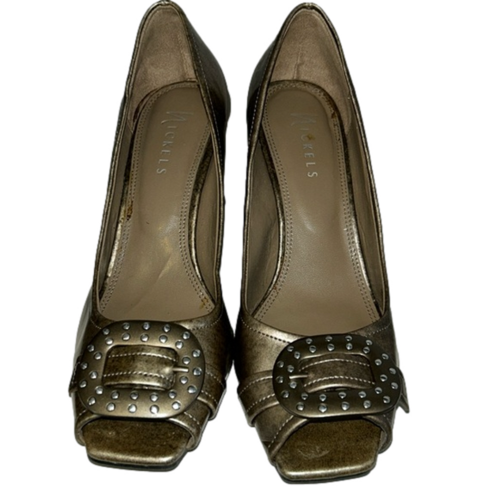 Fun, Stacked Heel, Peep Toe: Size 8